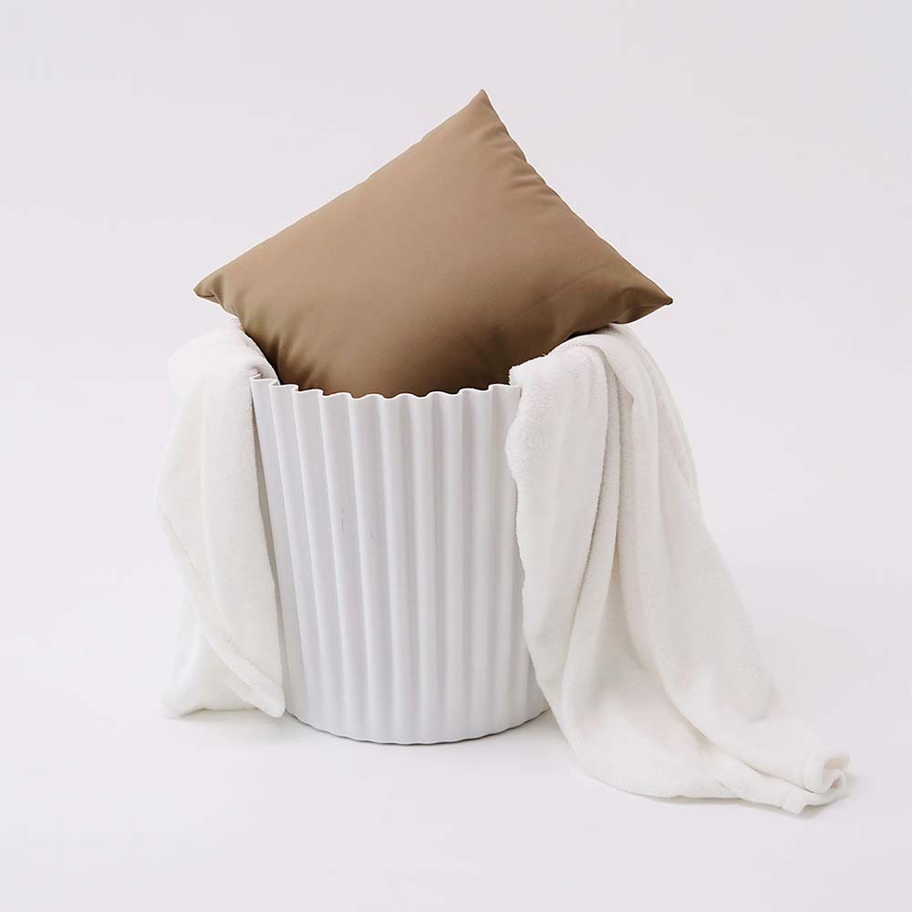 Artiss 2x Bar Stools Cupcake Plastic Foot Stool White - Image 5