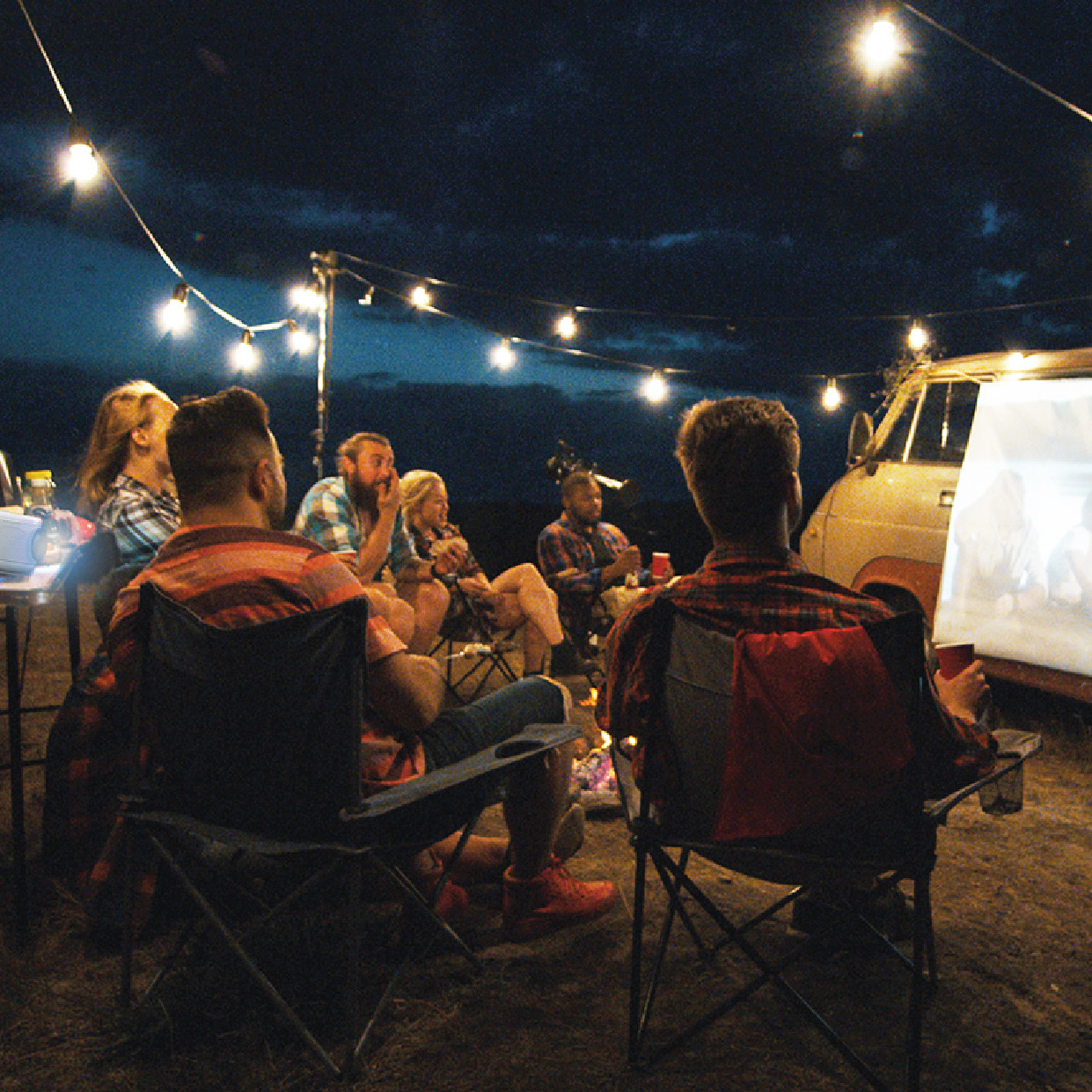 100 Inch White Projector Screen with Setup Kit - Image 3