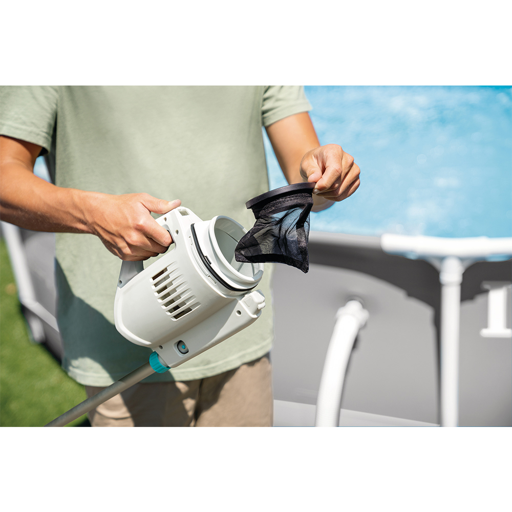 Intex Pool Vacuum Rechargeable Handheld 28626 - Image 5