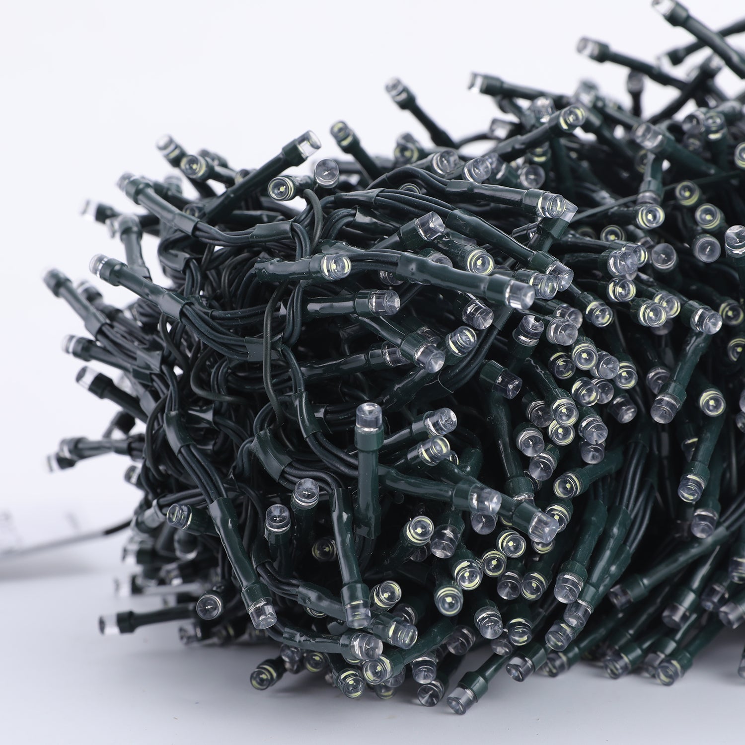 Samland 1200 Led Cluster Fairy Light Blue White For Christmas Decoration - Image 3