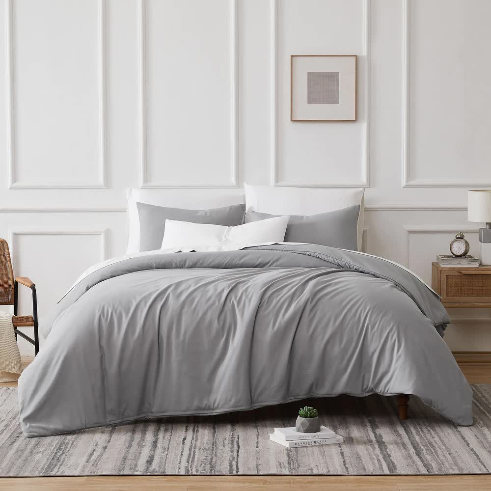 700 TC Tencel Lyocell Fibre & Cotton Dove Super King Quilt Cover Set by Renee Taylor - Image 1