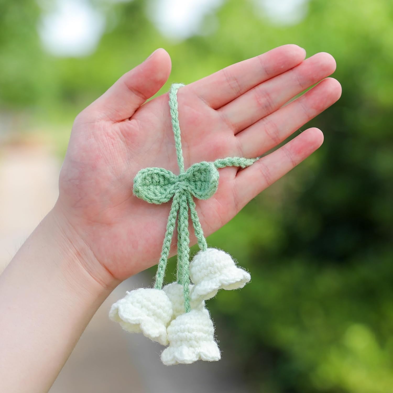 Lily Flower Hand Knitted Car Mirror Suspension Accessories, Rearview Mirror Accessories Car Decoration for Men and Women - Image 5