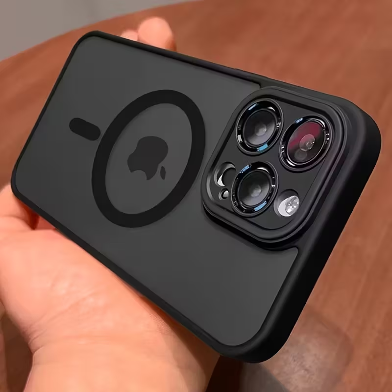 iPhone 15 Pro - High-end Magnetic Silicone Protective Case | Matte Semi-transparent Design | Anti-drop and Anti-scuff | Strong Magnetic Adhesion | Lightweight and Comfortable Feel - Image 3