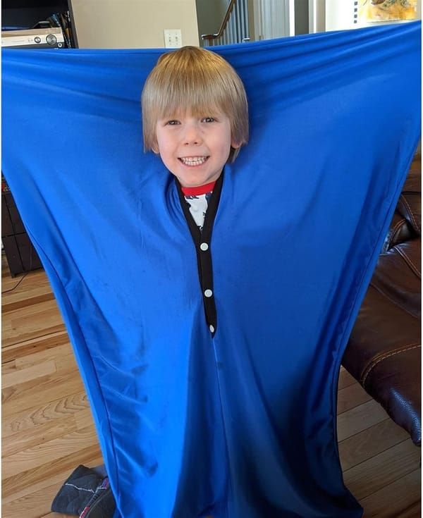 Blue Wellness Blanket – Soft Comfort for Relaxation and Travel - Image 1