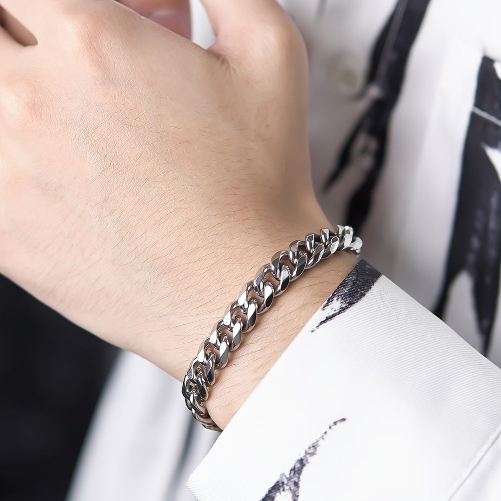 Elegant  Chain Bracelet - Timeless Style - Image 7
