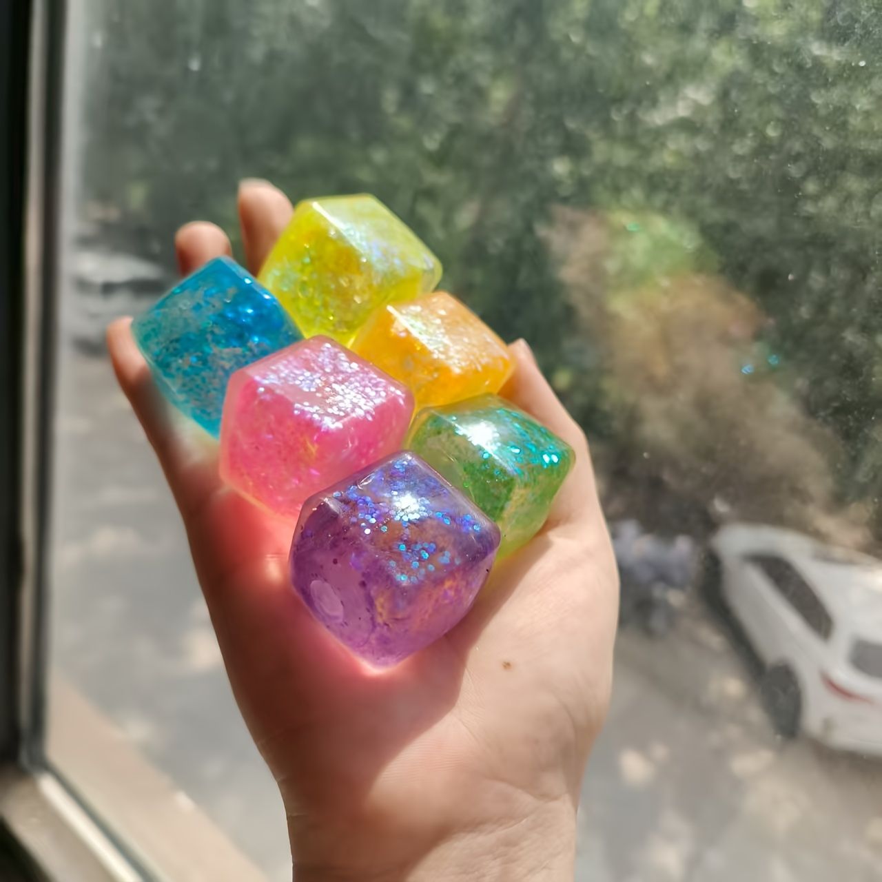 3-piece set, stress relieving simulation ice cube squeezer, popular malt sugar slow rebound cube, high transparency creative venting toy, color random - Image 4