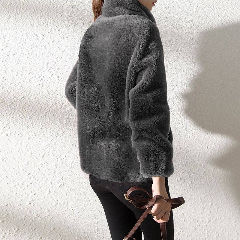 Women's  Faux Fur Jacket | Trendy & Warm Coat - Red - Size M(AU M/EU48) - Image 2