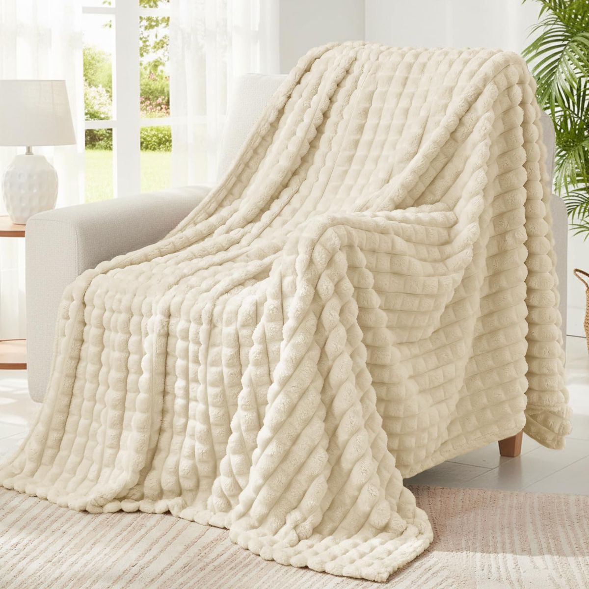 Updated Grey Throw Blanket for Couch and Bed- Super Soft and Warm 3D Checkered Fluffy Fuzzy Fleece Blanket, Luxurious Plush Cozy Blanket for Room Decor Spring - Beige - Size 120cm*200cm - Image 4