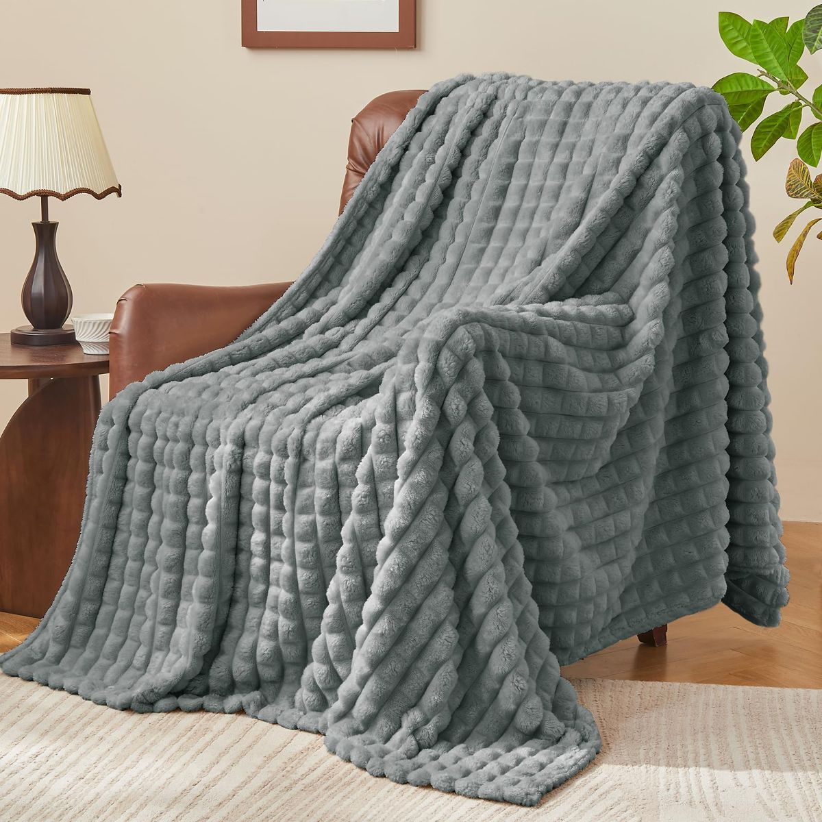 Updated Grey Throw Blanket for Couch and Bed- Super Soft and Warm 3D Checkered Fluffy Fuzzy Fleece Blanket, Luxurious Plush Cozy Blanket for Room Decor Spring - Gray - Size 180cm*200cm - Image 3
