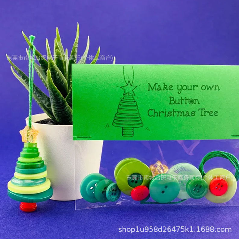 Christmas gift Christmas Button Ornament - Festive Santa Design Craft Kit （green Christmas tree） - Image 1