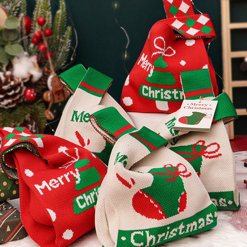 Christmas gift 4-Pack Christmas Knitted Gift Bags - Small & Big Festive Pouches for Apples, Candies, Christmas Eve Gifting & DecorationProduct（S）  - Image 1