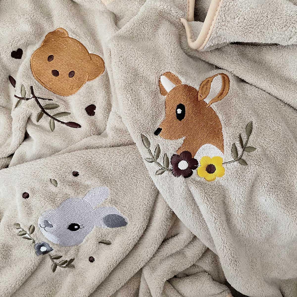 Ultra-Soft Hooded Bath Towel for Kids – Coral Fleece Poncho with Charming Animal Design, Quick-Dry Absorbent Robe for Bath, Pool, Beach (Deer) - Image 4