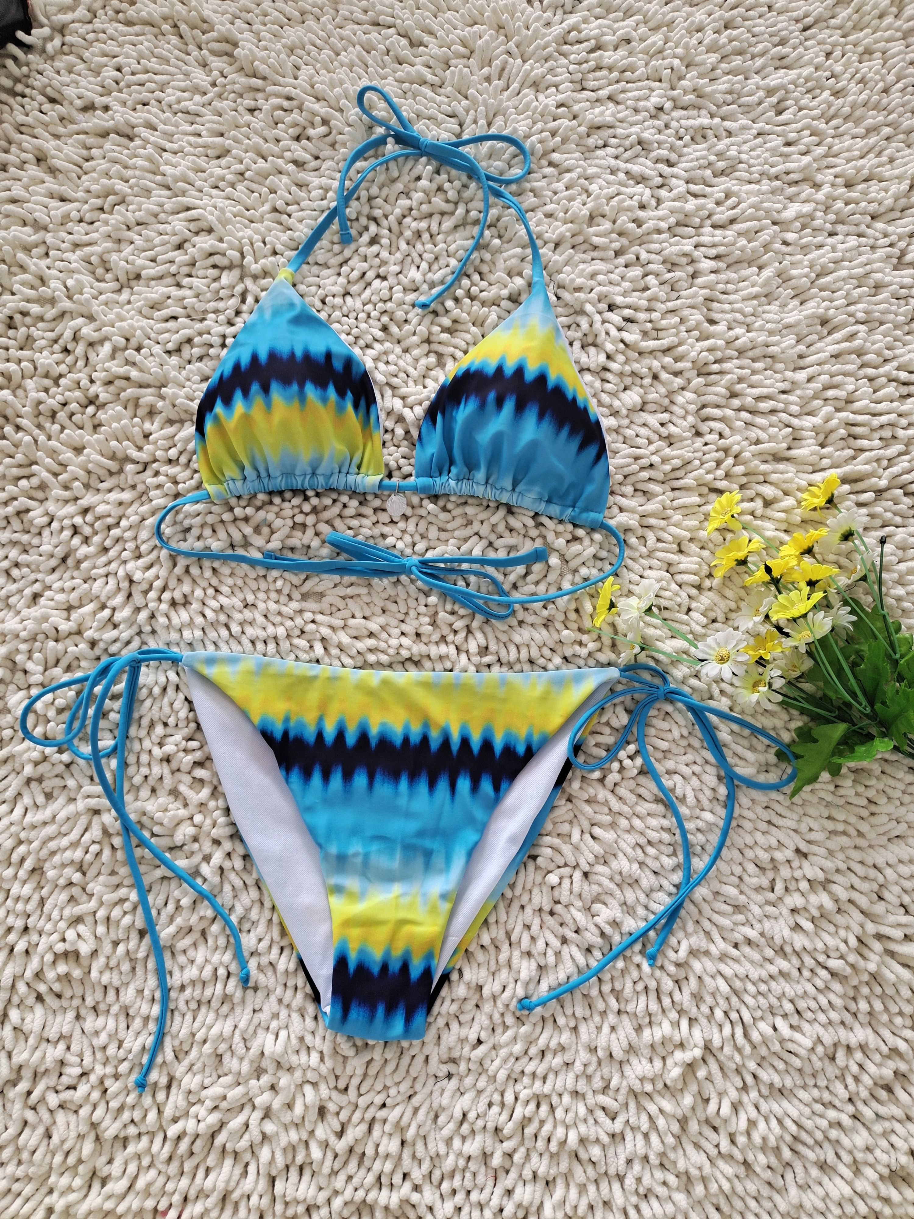 2026 New Bikini Yellow and Blue Color Clash Design Swimsuit Wave Pattern Print Eco-friendly Fabric Size L - Image 4