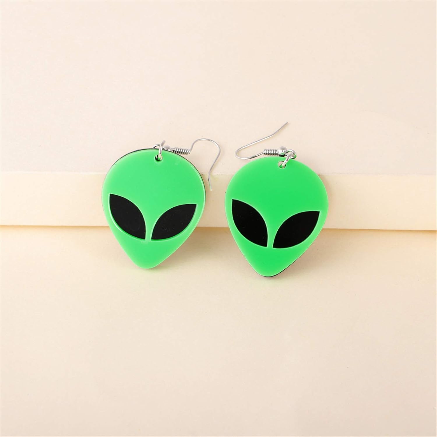 Acrylic Alien Earrings for Women Cute Funny Cartoon Green Space Head Resin Dangle Drop Statement Earrings - Image 4