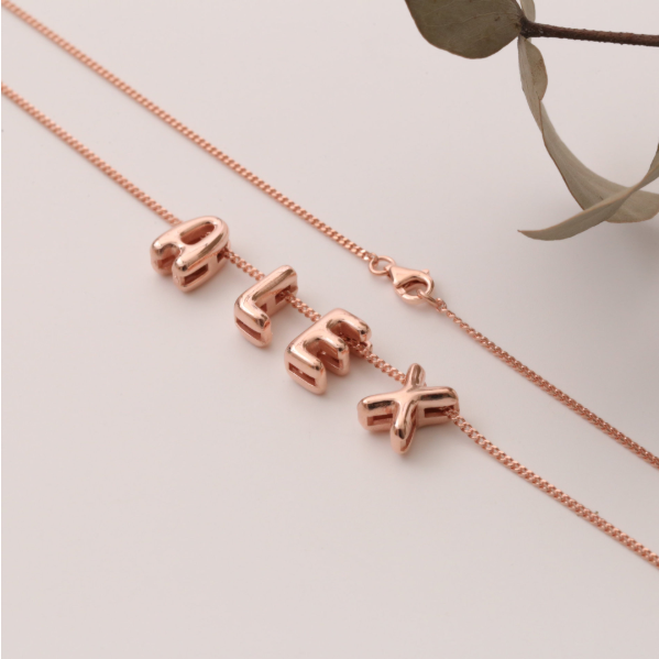 Custom letter necklace with a complete set of letter beads from A to Z, 10mm heart pendant, three colors available, chain accessory included - Rose Gold - Image 1