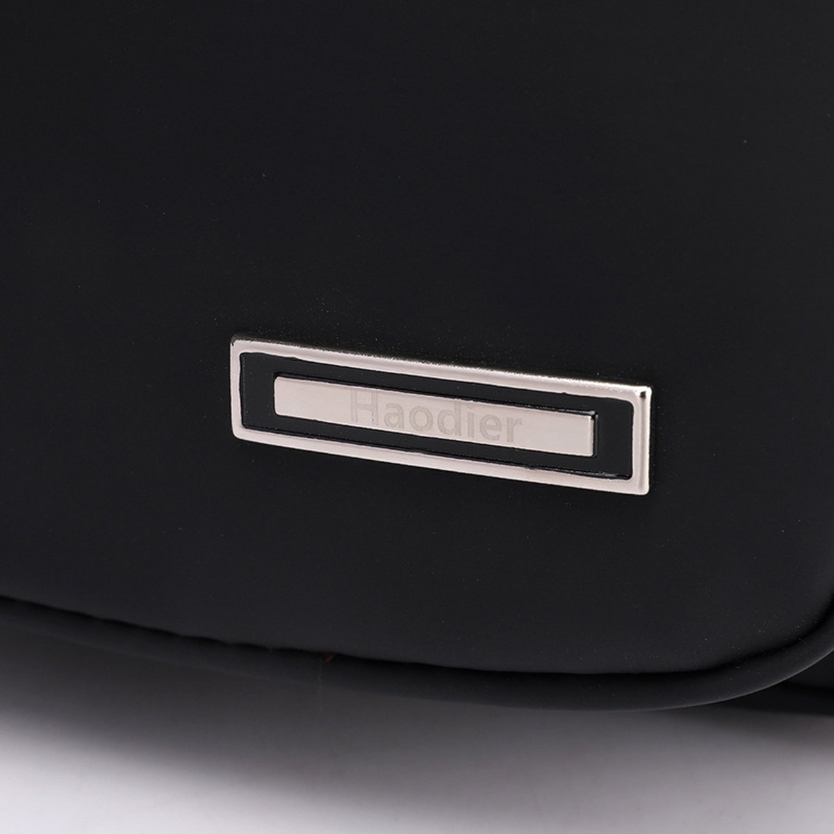 Fanny pack - Shoulder bag - With USB charging port - Men's - Chest bag - Anti-theft - Black - Image 4