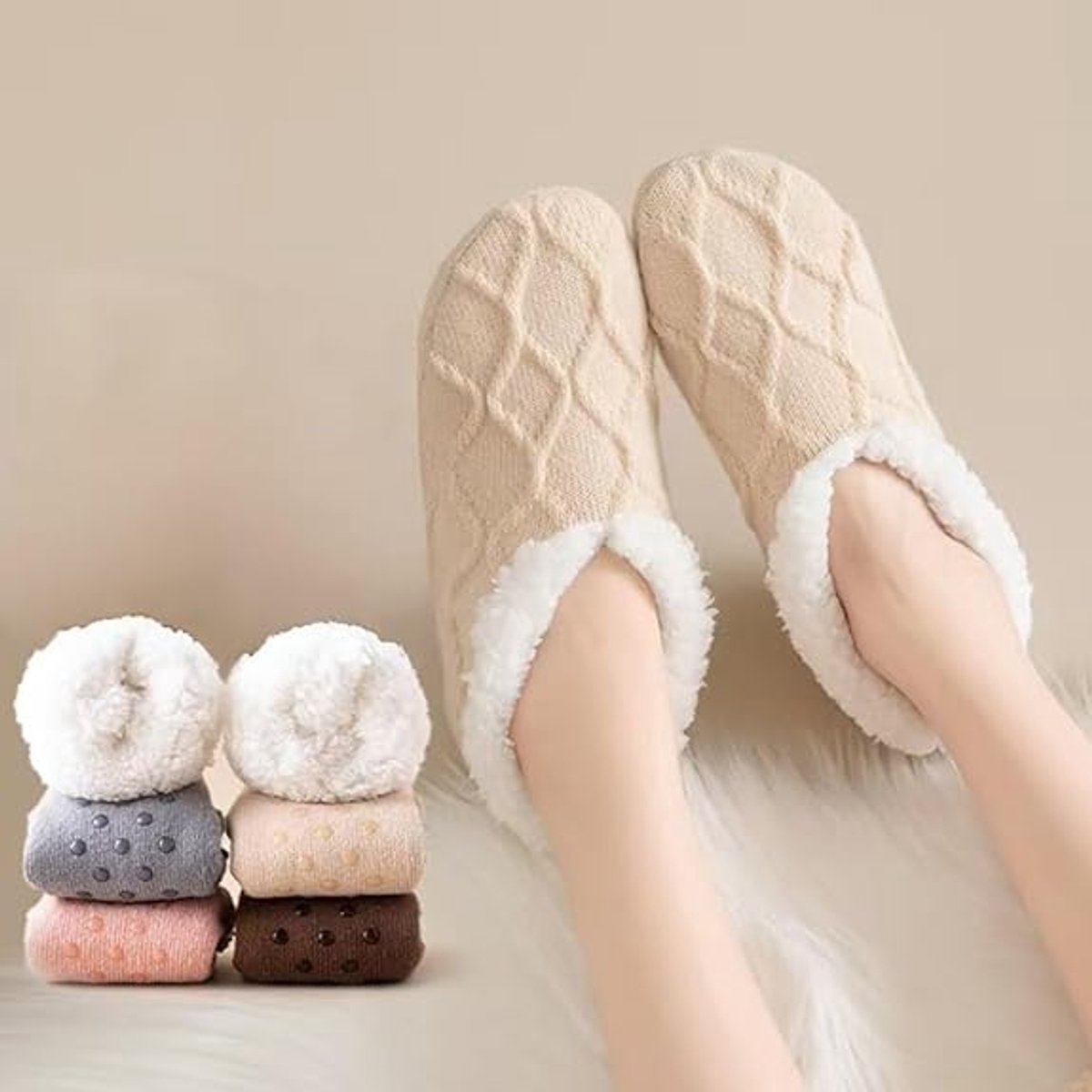 Socks - Warm socks - Indoor socks - Women's slippers - Warm winter socks - Fleece socks - Comfortable - Winter warmth - Ultra-comfortable women's indoor slippers - One size fits all - Apricot - Image 6