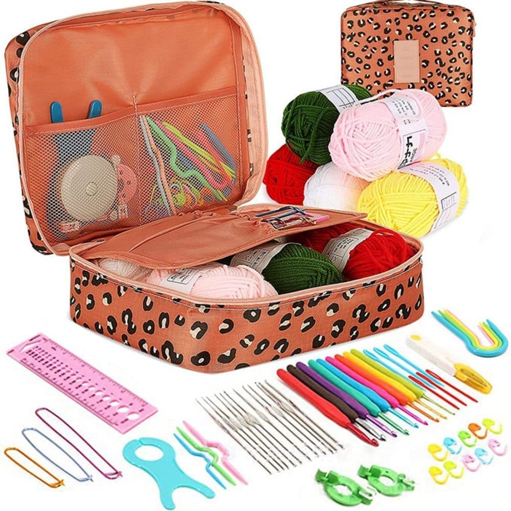 58-piece crochet hook set with yarn and bag for beginners, 10 sizes, dark pink - Image 1