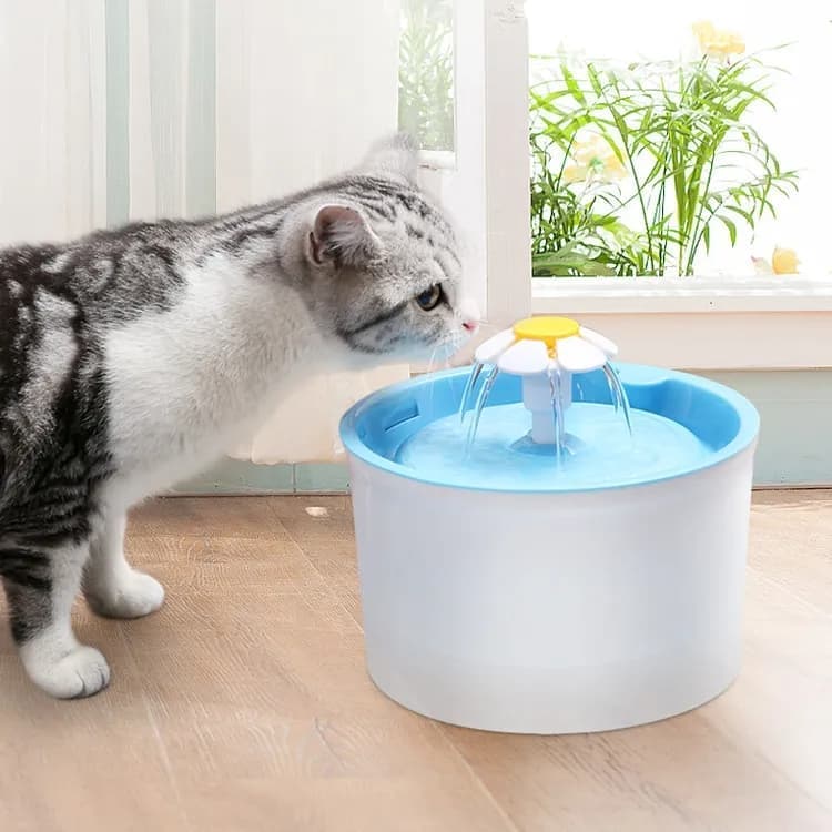 1.6L Round Pet Water Fountain for Cats and Dogs, Green - Image 2