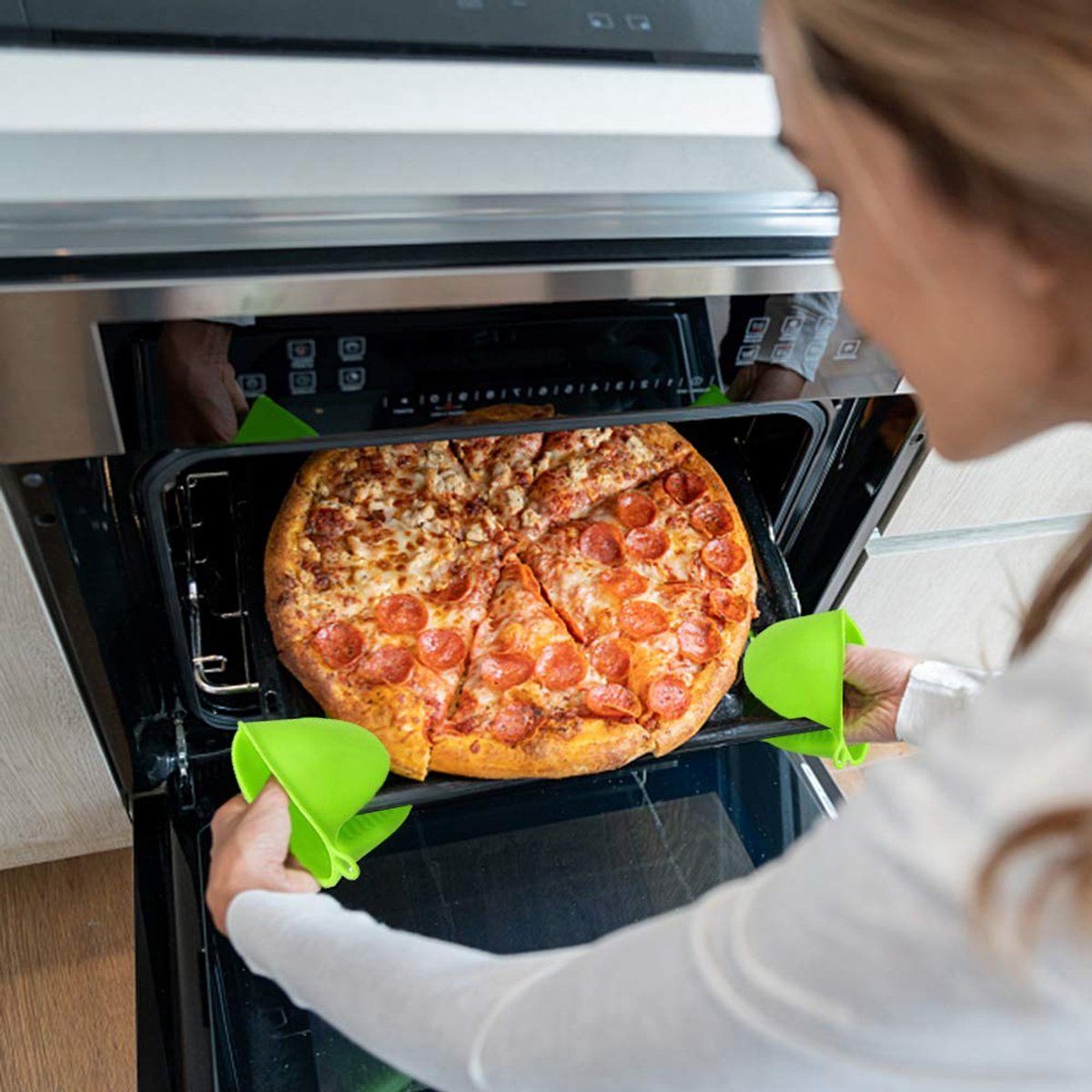 2 Pairs Silicone Pot Holders and Oven Mitts for Baking Cooking and Grilling - Image 4