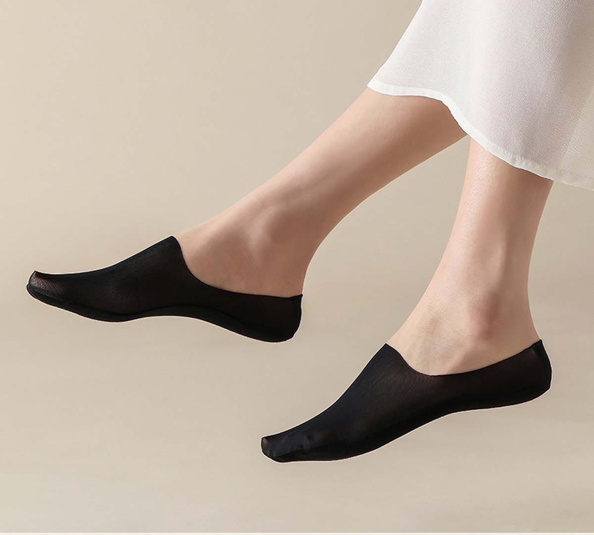 4 Pairs of Cooling Socks for Women | Invisible Socks | Fabric Socks | Soft & Lightweight | Boat Socks | Size 36-42 | Black - Image 3