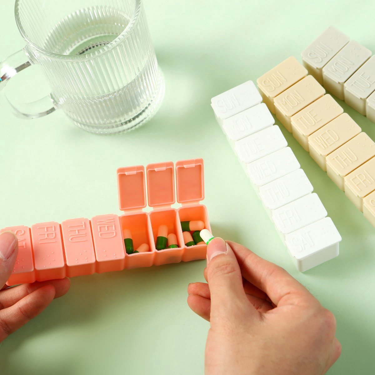Pill Box | 7-Day Pill Box | Medicine Box | Pill Box | 1 Week | With Daily Divider | White - Image 2