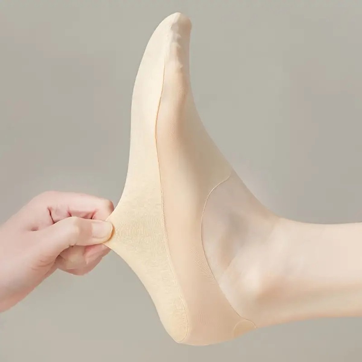 4 Pairs of Cooling Socks for Women | Invisible Socks | Fabric Socks | Soft & Lightweight | Boat Socks | Size 36-42 | Beige - Image 3