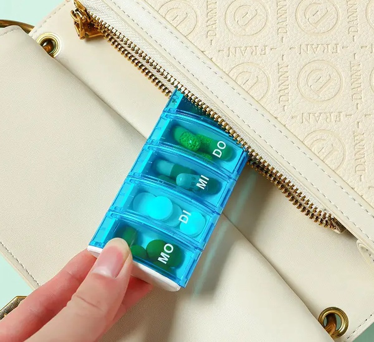 Pill Box | Pill Box | Medicine Box | Pill Box | 7 Days | 1 Week | Monday to Sunday | Green - Image 4