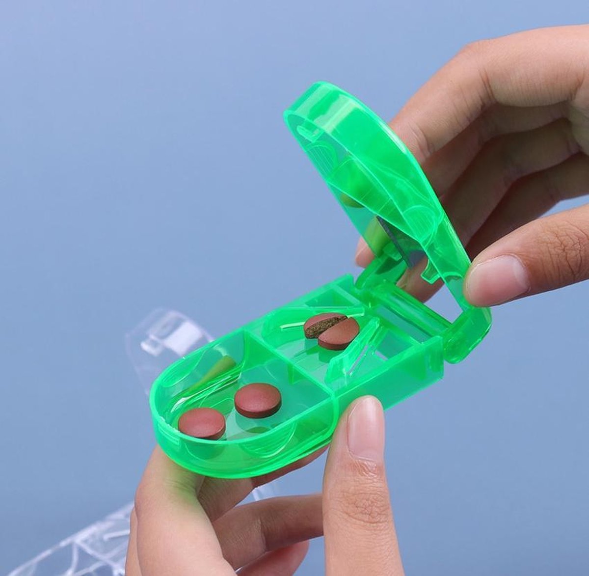 Pill cutter - Pill box - Medicine - Medication box - Medicine case - green - Image 2