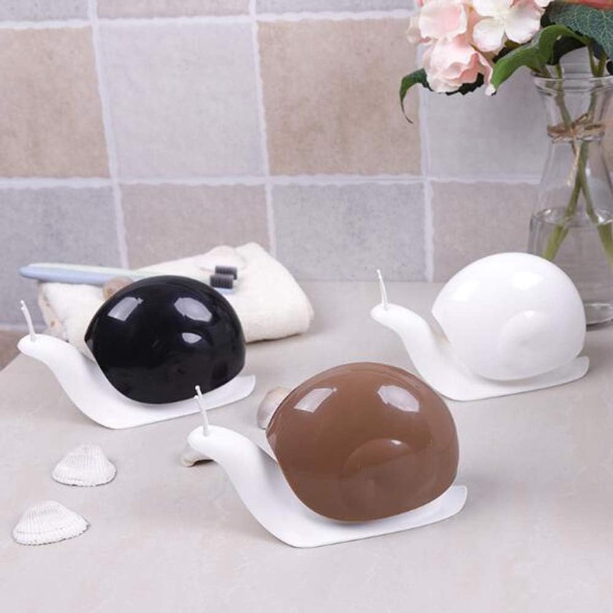 Soap dispenser - Cute soap dispenser in the shape of a snail, suitable for kitchens, bathrooms, etc. (120 ml) (brown) - Image 3