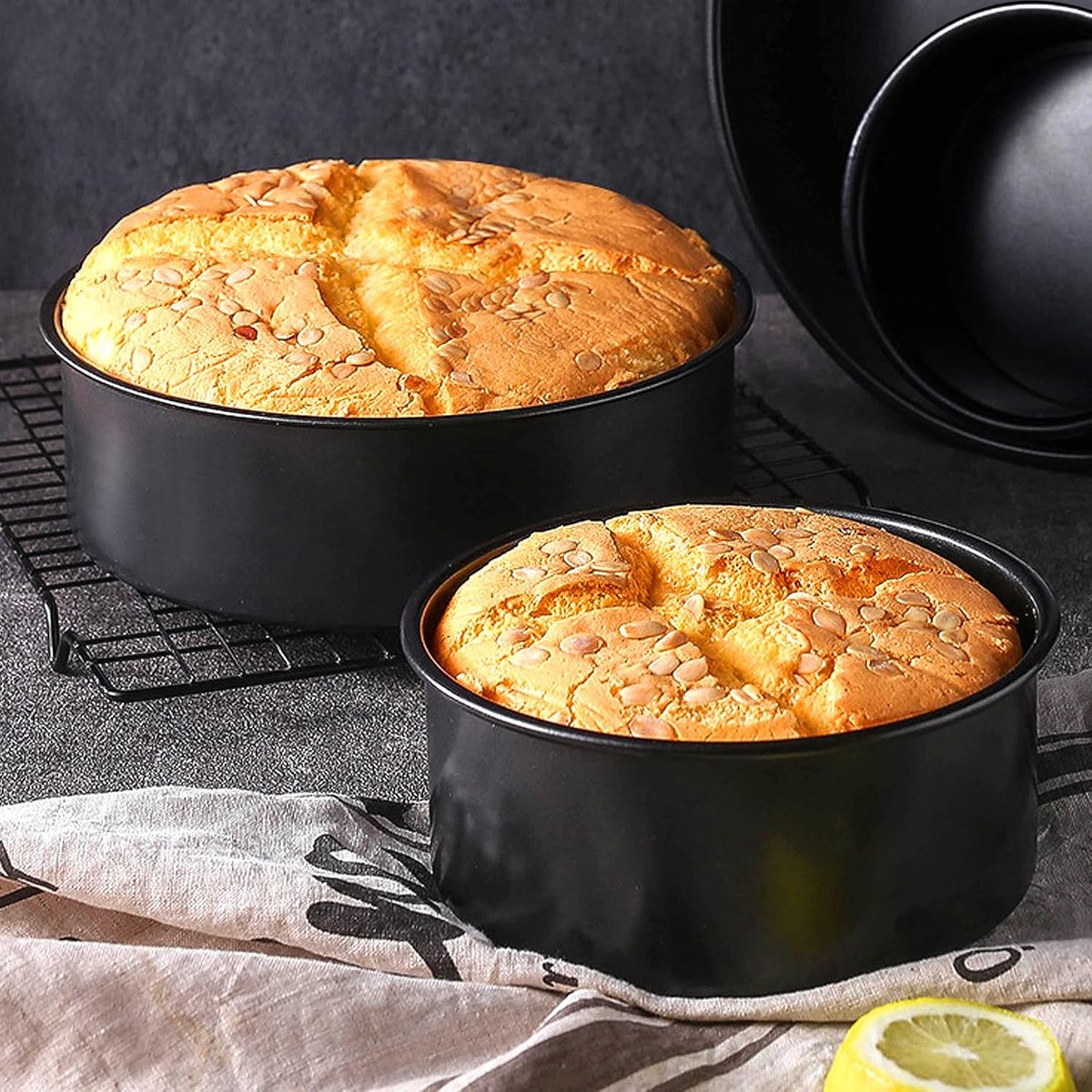 baking pans - round baking pans of 10 cm and 15 cm - stainless steel with non-toxic coating - easy to clean and release - 5 cm deep straight sides - Image 4