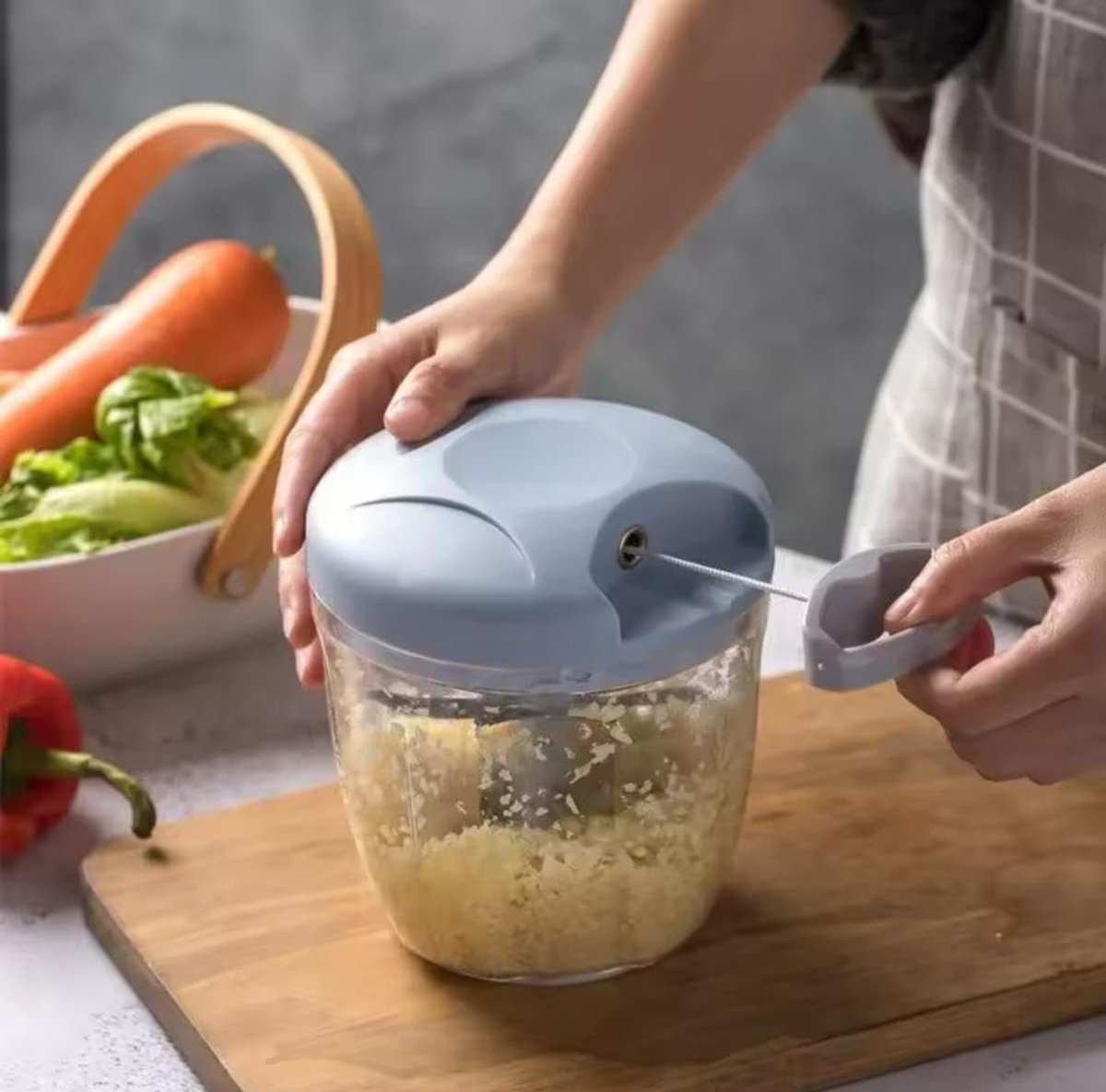 Manual food chopper-Vegetable slicer - Manual wire vegetable chopper Onion slicer for Vegetables and Fruit - 900 ml capacity - manually operated vegetable and meat grinder - Image 4