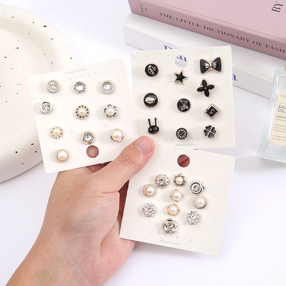 Blouse Brooch Buttons Set 16-piece – Soft enamel, random styles - Image 4