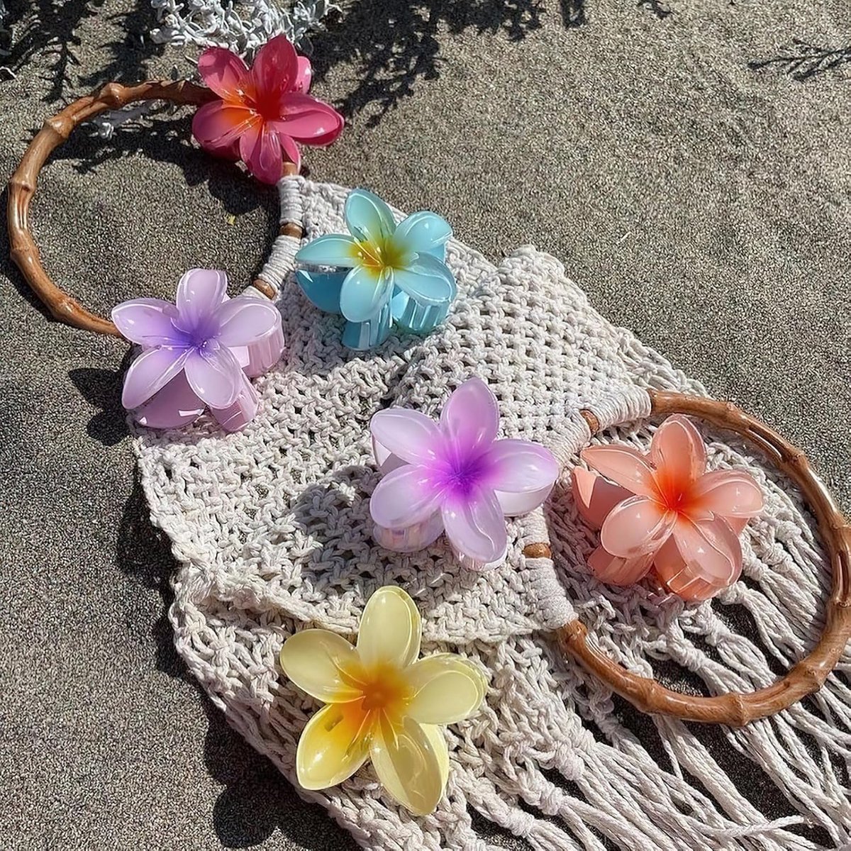 Floral hair clips - Pack of 4 - Suitable for thick hair - Strong non-slip - Hawaiian style - Cute large hair clips - Banana clips for fine hair - Hair accessory as a gift for ladies and girls during the holidays - Image 4