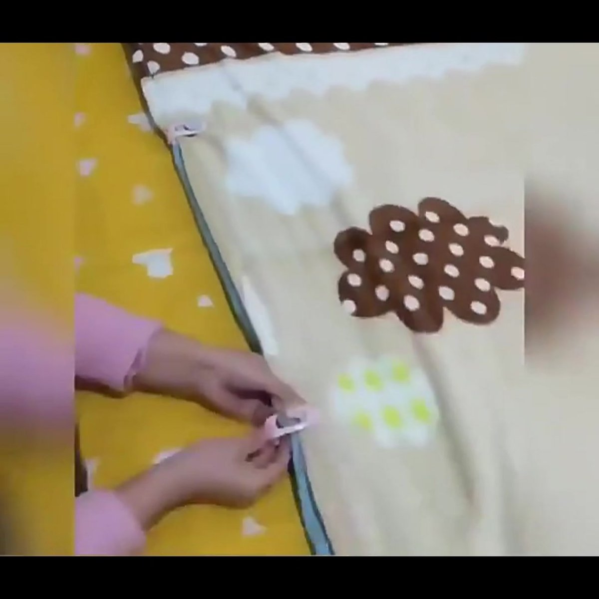 10 Pieces - Duvet Clamps - Duvet Clips - Sturdy Duvet Clips - Duvet Pegs - Clamps - Clips - Blankets - Sheets - Prevents Your Duvet from Shifting - Bed Sheet Tensioners - Bed Sheet Clips - Image 2