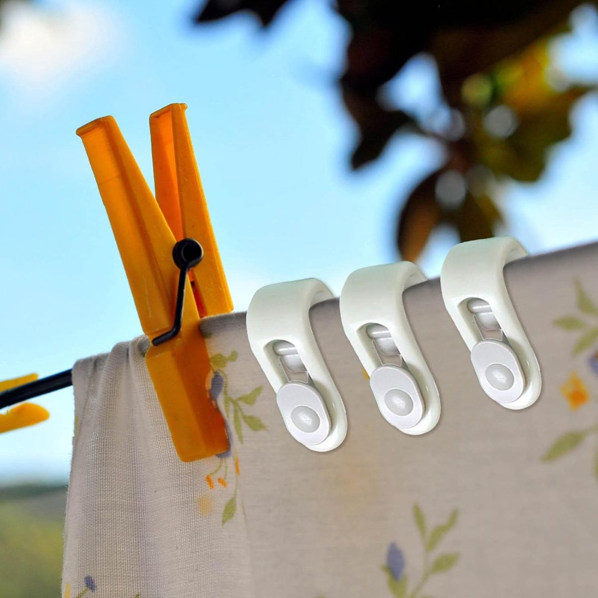10 Pieces - Duvet Clamps - Duvet Clips - Sturdy Duvet Clips - Duvet Pegs - Clamps - Clips - Blankets - Sheets - Prevents Your Duvet from Shifting - Bed Sheet Tensioners - Bed Sheet Clips - Image 3