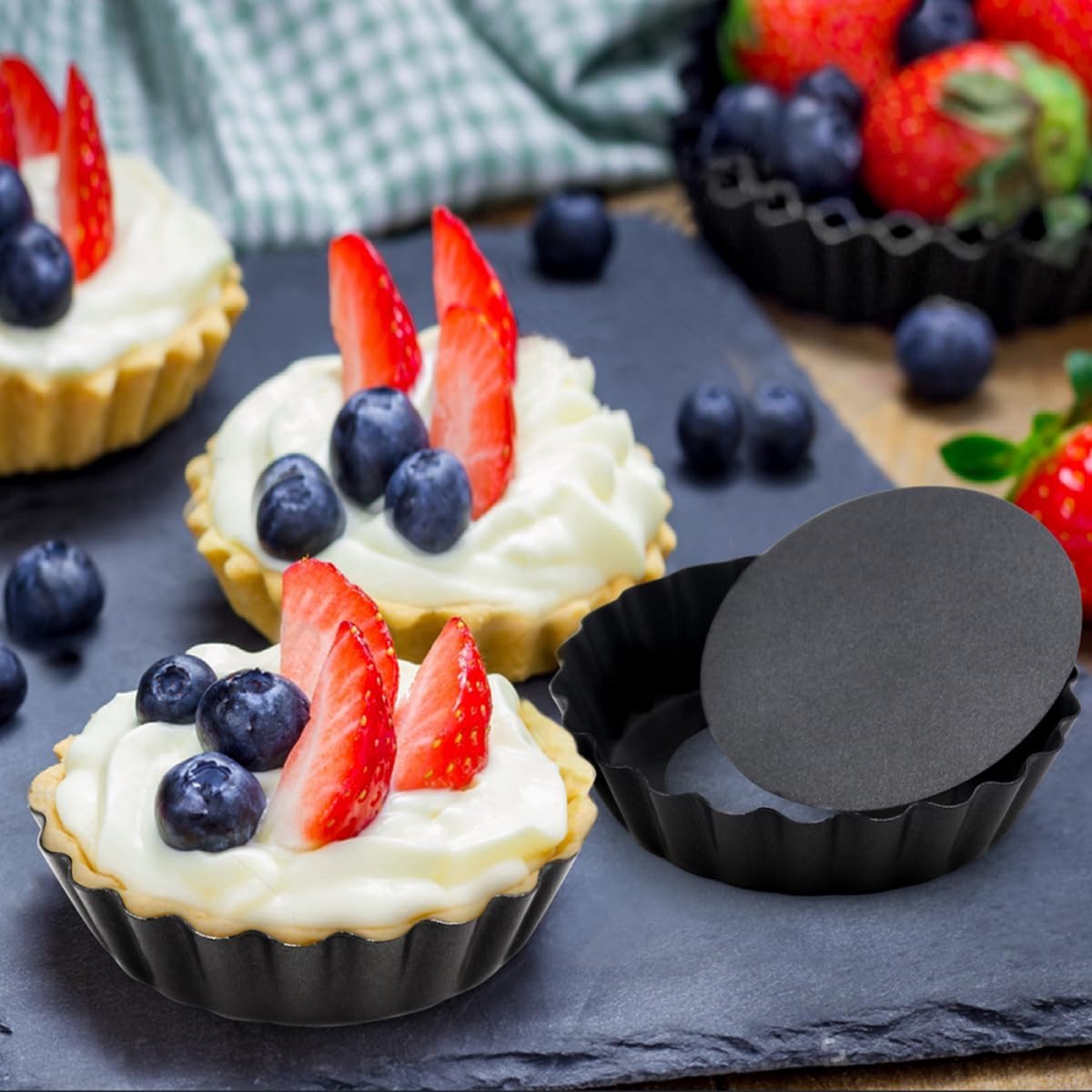 Quiche Pans - Set of 4 - Diameter 10 cm - Quiche Pan with Removable Base - Quiche Baking Pan - Tart Pan with Non-stick Coating - Removable Base - Bake Evenly - Cake Pan - Baking Pan - Baking Tin - Quiche Tart Pan Tin - Dishwasher Safe - Black - Image 3