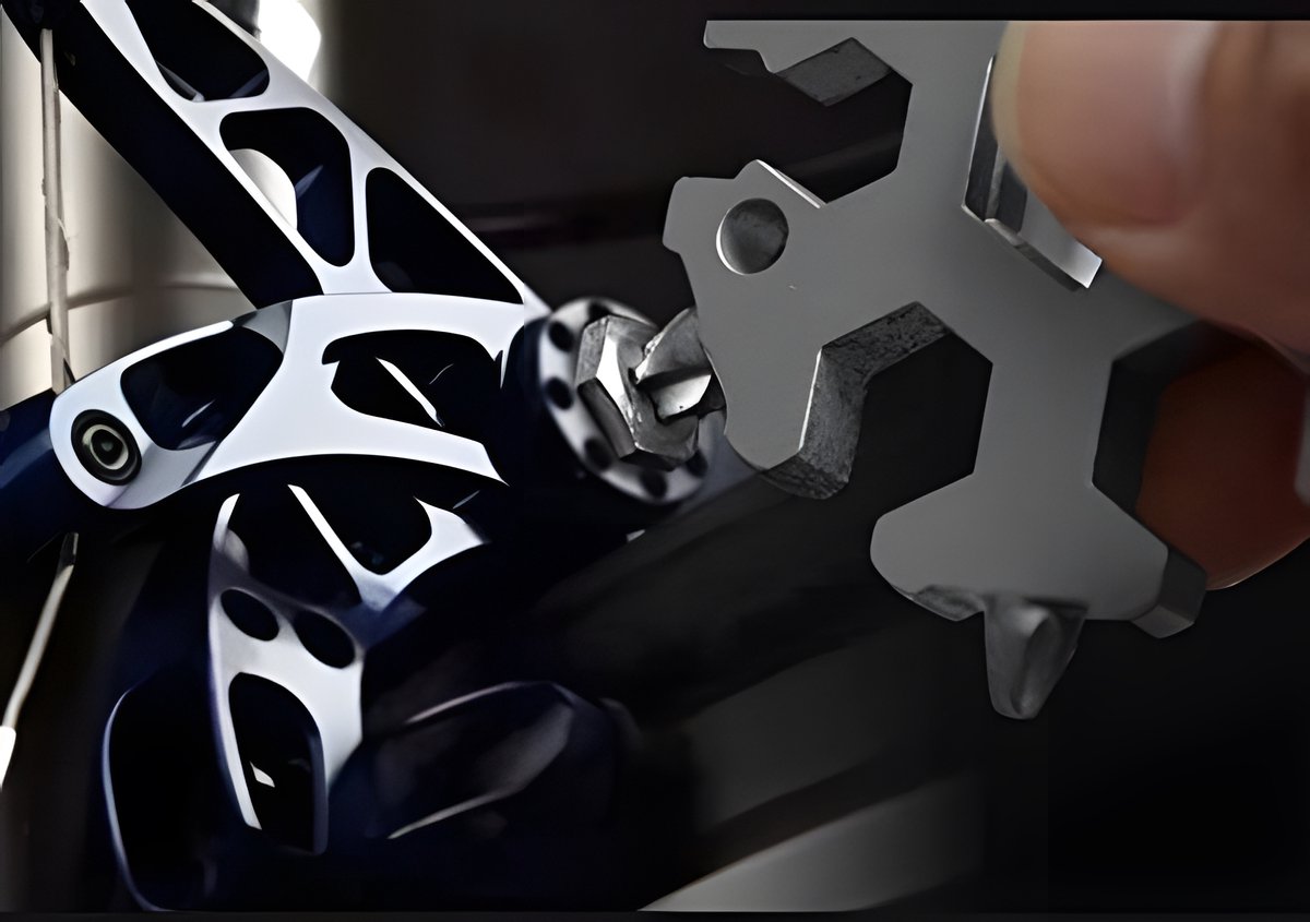 18-in-1 - Snowflake Keychain - multi-tool portable keychain - Wrench - screwdriver - bottle opener - Multi-tool - universal tool - multi-tool card - compact - pocket - outdoor adventure tool - Gift - stainless - Image 3