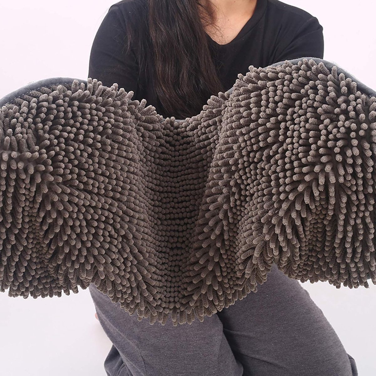 Pet Towel - Dog Towel - Absorbent Dog Drying Towel - Dog Towel with Hand Pockets - Pet Bath Towel - Sustainable - Machine Washable - For Cats and Dogs - 80x35 Cm - Grey - 1 Piece - Image 2