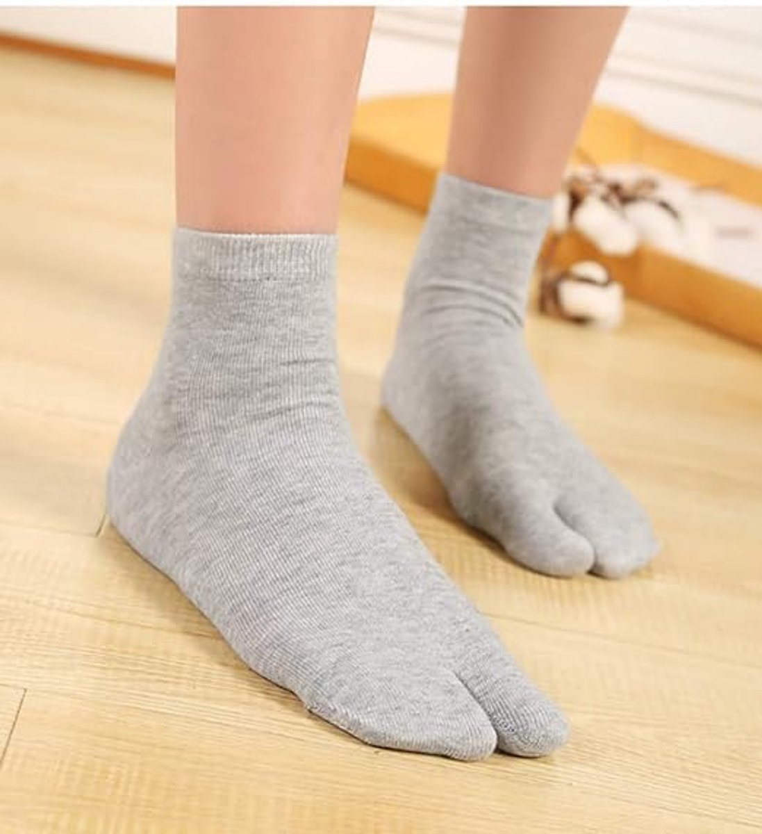 3 pairs - Tabi socks - Tabi Sock Set - Tabi Athletic Socks - Sandal socks - Big toe sock - Slipper socks - Cotton socks - Toe socks - Unisex - sports socks - with a quarter ankle and two toes - One size - 28.5 cm - black, white, grey - Image 5