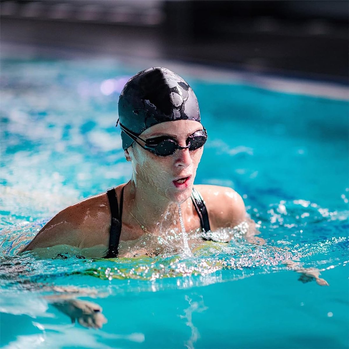 2 pieces - swimming cap - 23*20 cm - silicone swimming caps - hearing protection - waterproof swimming hat - keep dry for long and short hair - unisex swimming caps - for adults, children and juniors - black and white - Image 3