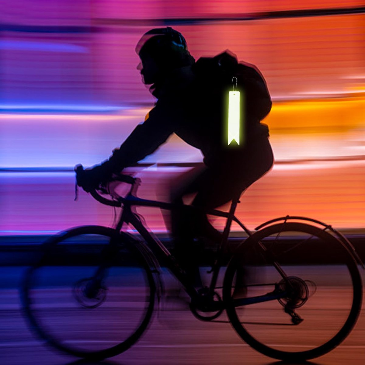 12 pieces - Reflective hangers - Reflective strips - Backpack hangers - children's school bag hanger - keychain - safety warning hanger - suitable for cycling, walking and running - 15 cm - Image 2