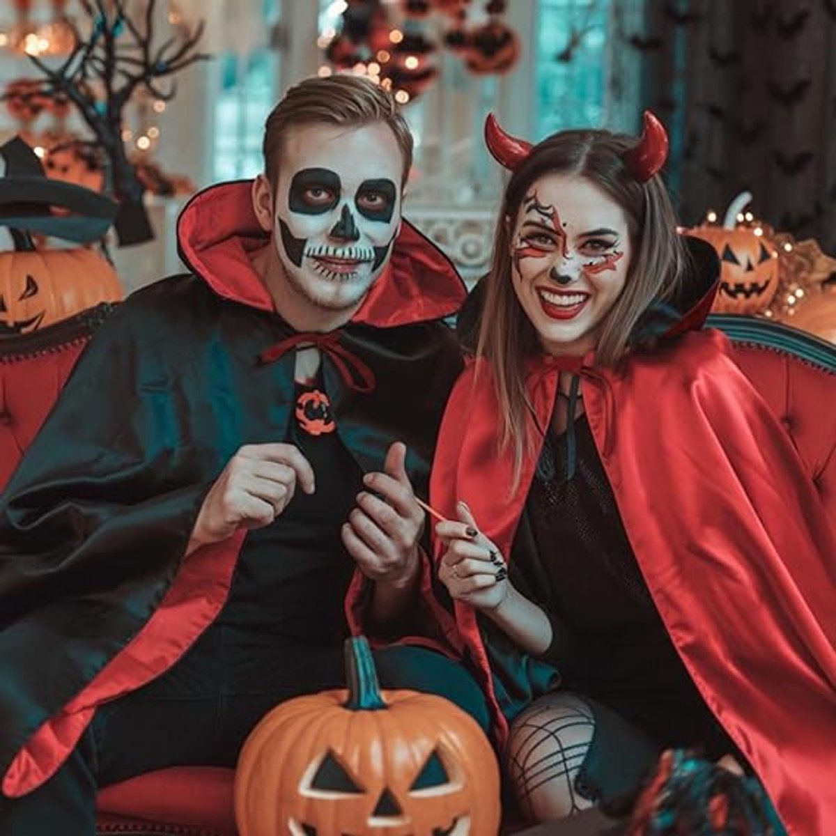 Red Halloween cape - alloween cosplay costume - Unisex reversible cape with hood - robe - Grim Reaper's Cape - vampire cape - Black and red double layer cape - long masquerade cape - Pirate cape - black and red witch cape - Image 4