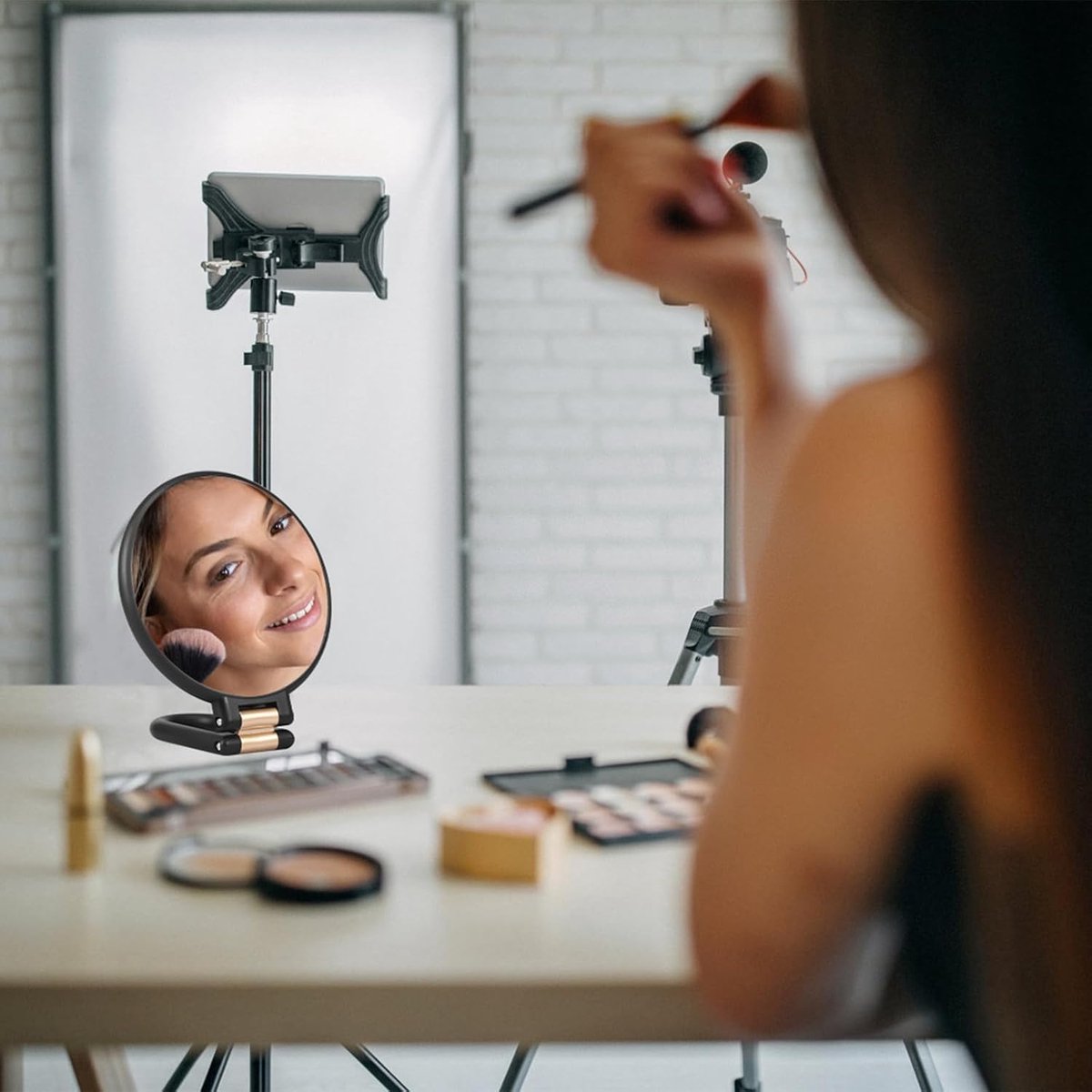 30X Magnifying Mirror - 24*14 cm - Hand Mirror with Folding Handle - Travel Magnifying Mirror with Handle - Double-Sided Magnifying Mirror - with 30x/1x Magnification - Portable Makeup Mirror - Multifunctional Hand Mirror - Black - Image 2