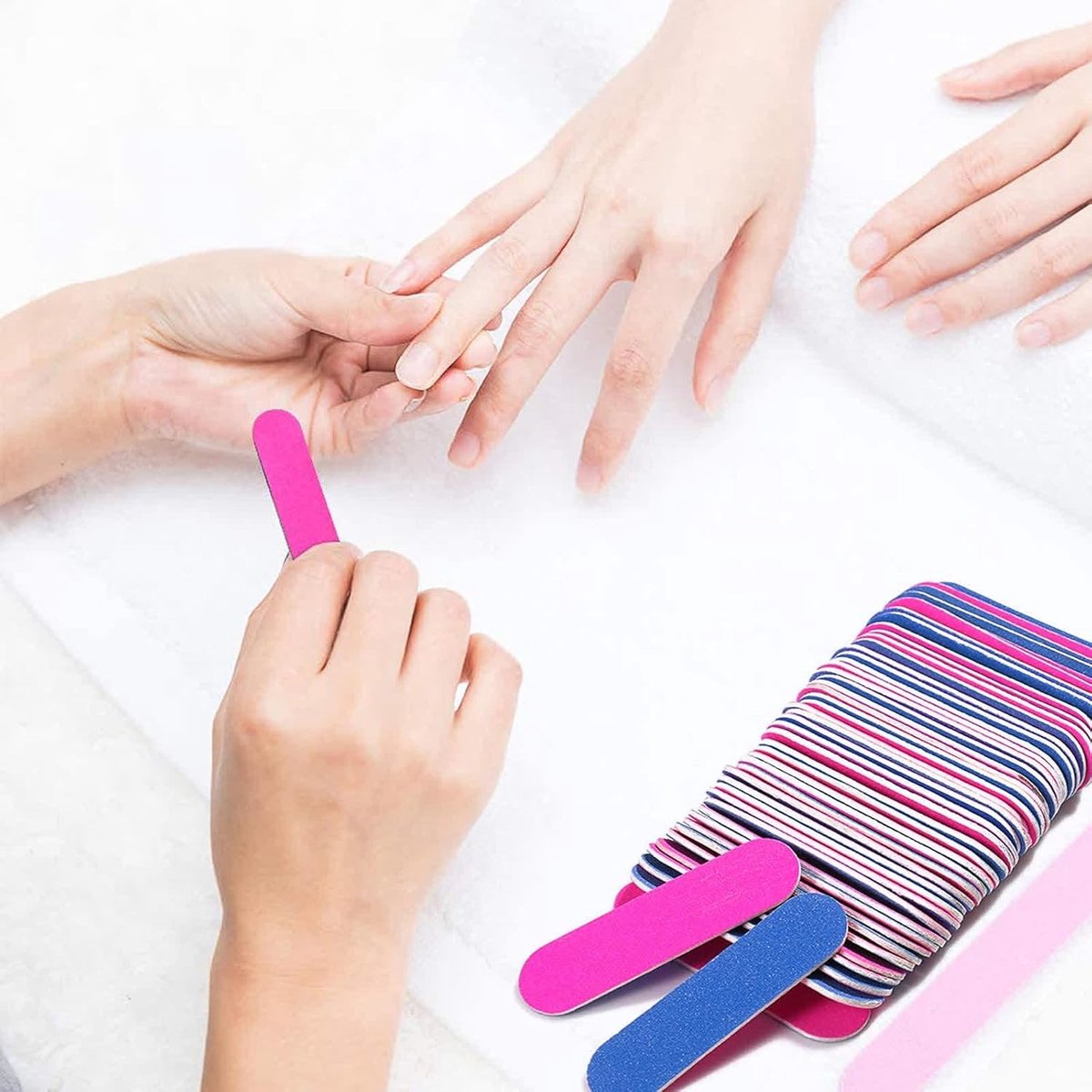 100 pieces - Sanding strips - Nail file - Mini wood file - Shaping nails - nail sanding strips - mini nail file - nail file set - mini nail files - manicure instruments - manicure - for home and salon use - 180/240 grit - 5*1.3 cm - pink, blue - Image 2