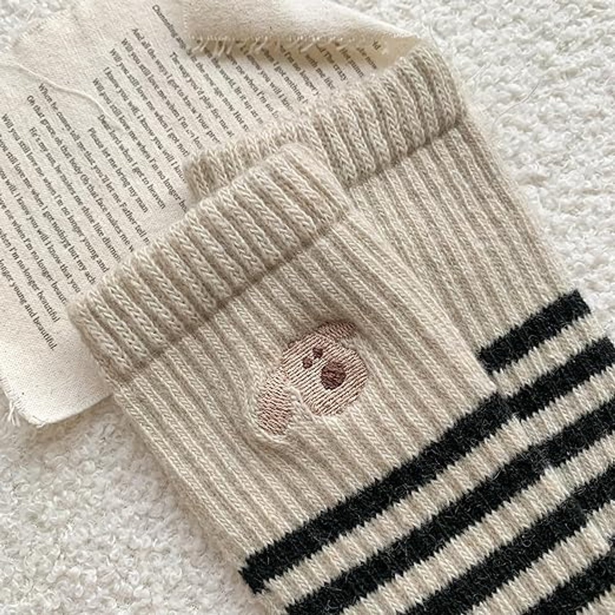House socks - 5 Pairs - Winter socks - Home socks - House socks for Women and Men - puppy motif - Heated socks - Thick socks - cute soft socks - comfortable, warm and thick socks - Image 3