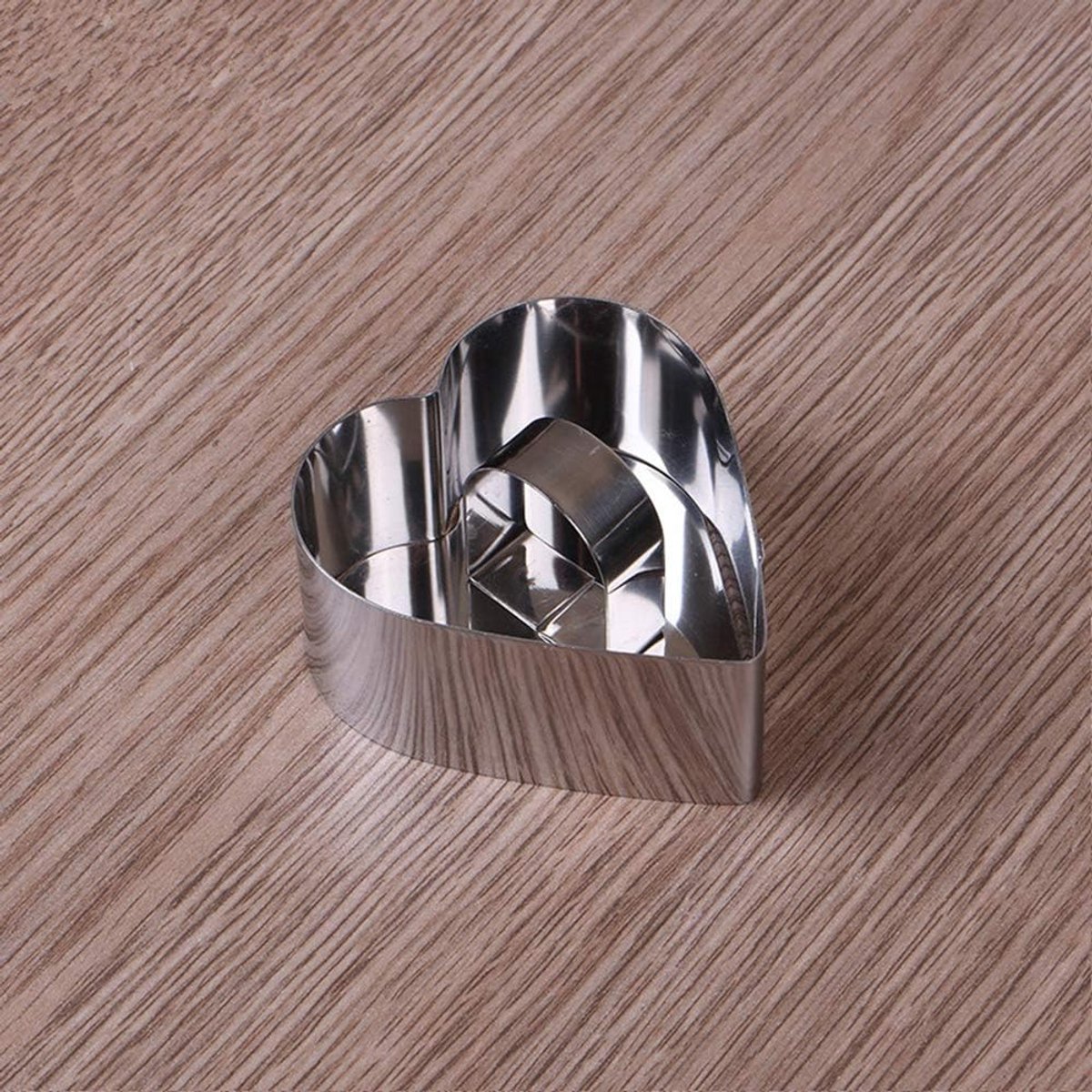 6 pieces - stainless steel - dessert rings - cake rings - with handle - molds - for baking and cooking cakes, mousses, and desserts - 8*3.8 cm - silver - Heart shape - Image 4
