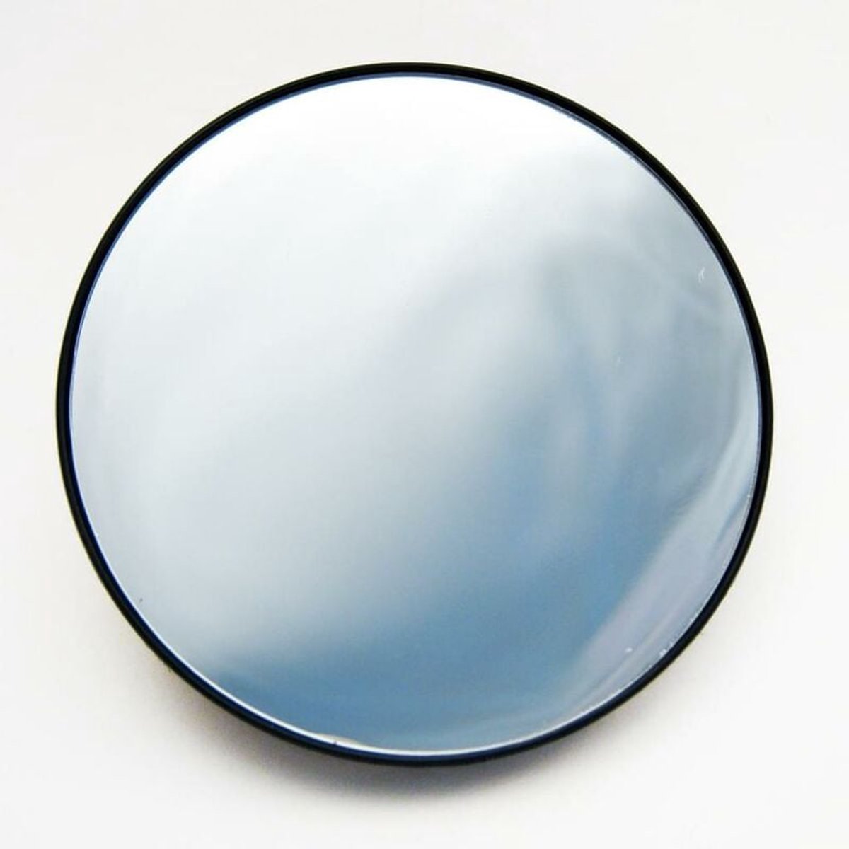 Make-up Mirror - 15x Magnification - With Suction Cup - Magnifying Mirror - Round - Portable Bathroom Shower Mirror - For detailed make-up and skin care up close - 88mm - Image 3
