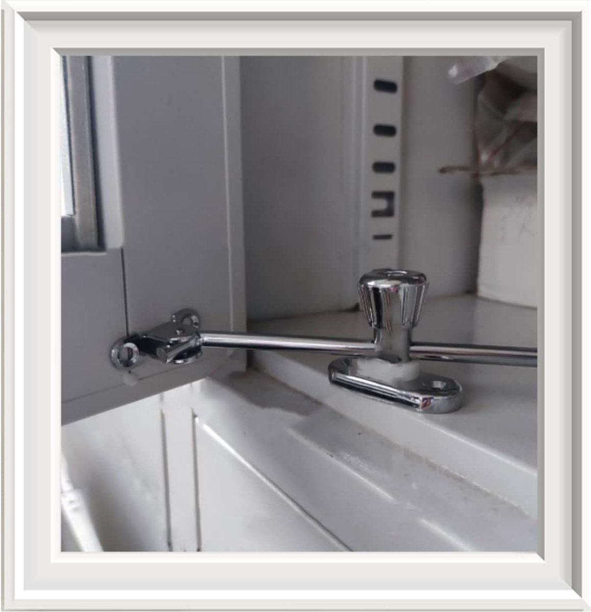 Door stopper - Door retainer - Wind hook - Door hold open - Adjustable - zinc alloy & steel - cabinet door - Tilt position reducer - Door retainer - Door hold open - Maximum angle 135° - screw fixed - Image 3