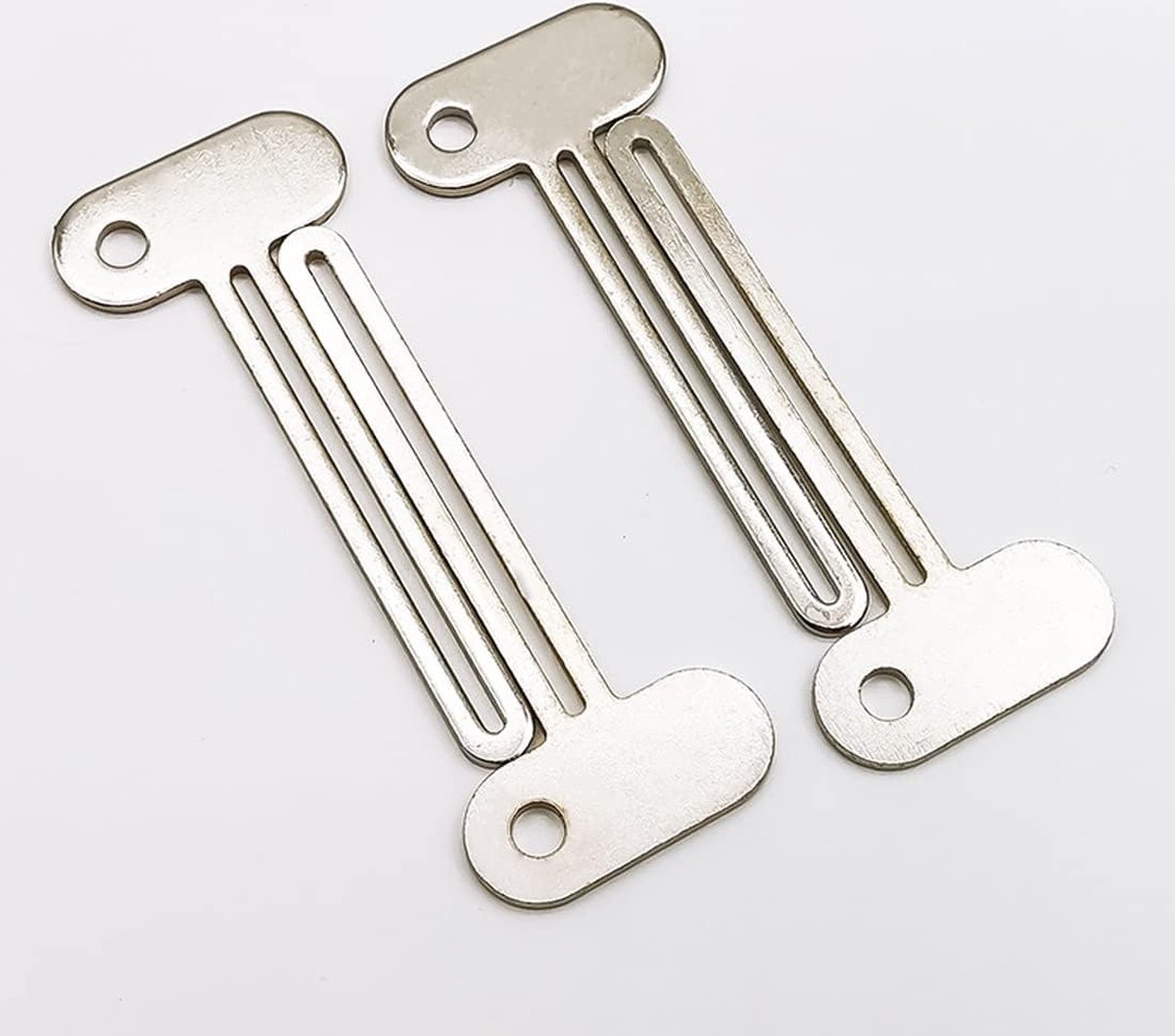 Toothpaste Squeezer - 4 pieces - Tube Squeezer - Stainless steel - silver - key-shaped - Environmentally friendly - Ergonomic design - Suitable for toothpaste, creams, gels - Image 3